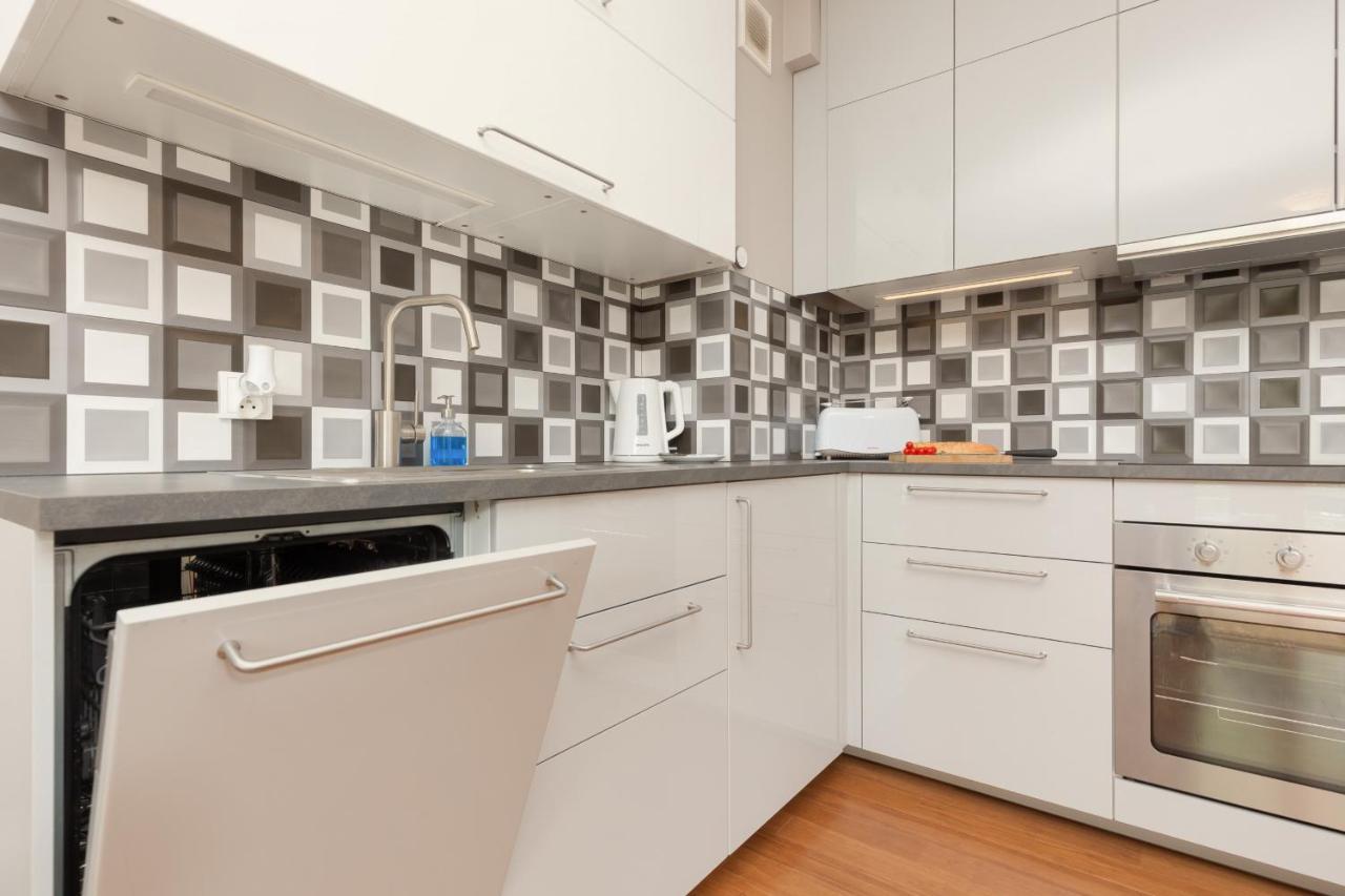 Elegancki Apartament W Centrum Gdyni Z Parkingiem By Noclegi Renters Gdynia Exterior foto