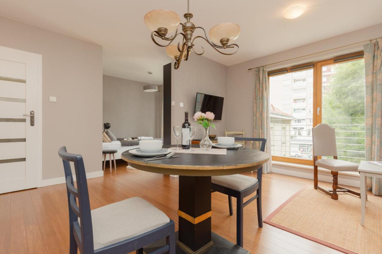 Elegancki Apartament W Centrum Gdyni Z Parkingiem By Noclegi Renters Gdynia Exterior foto