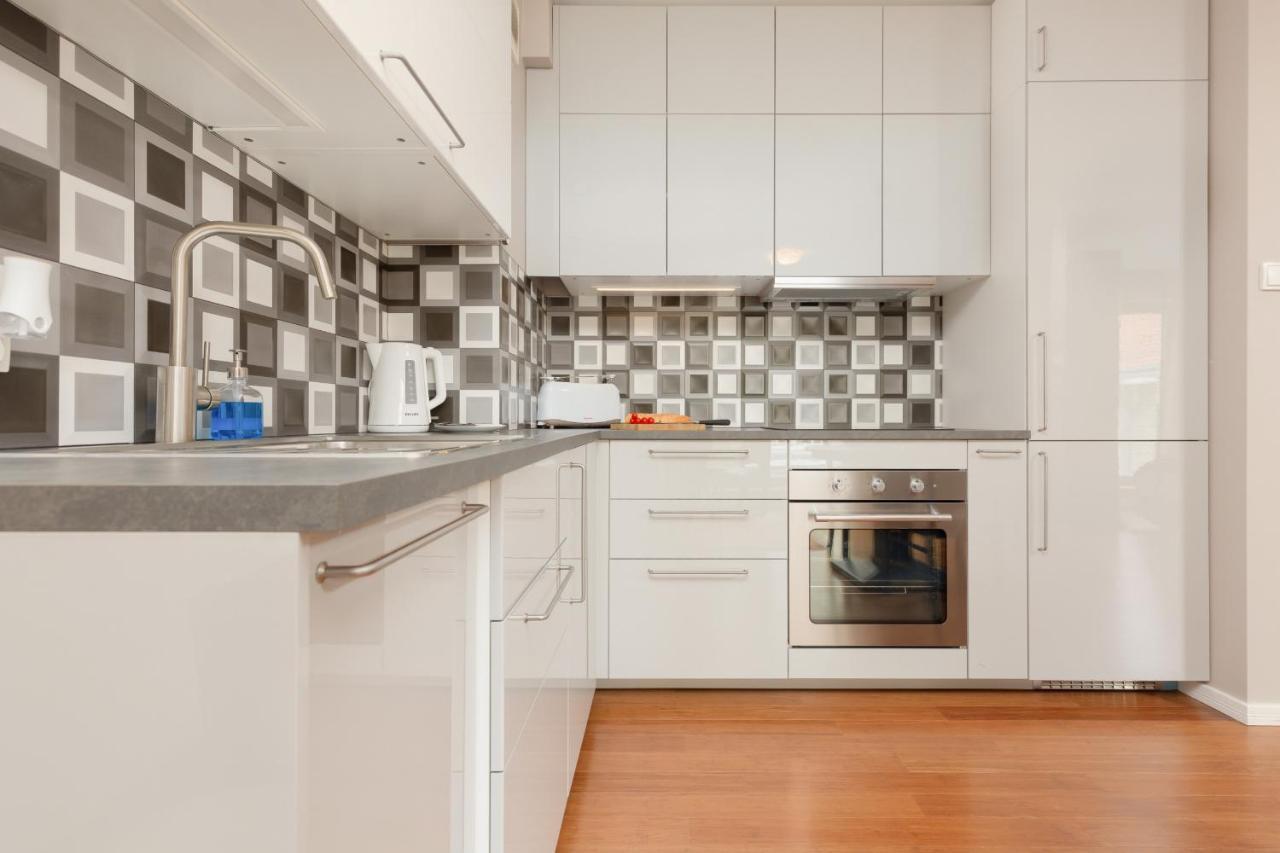 Elegancki Apartament W Centrum Gdyni Z Parkingiem By Noclegi Renters Gdynia Exterior foto